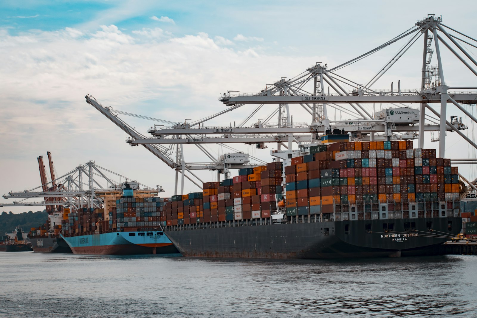 import guide — Crestline Exports export insight cover